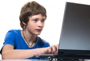 У подростков Хабаровска компьютерная зависимость